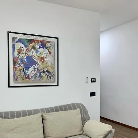 Takamuesica Apartmán Cisterna dʼAsti